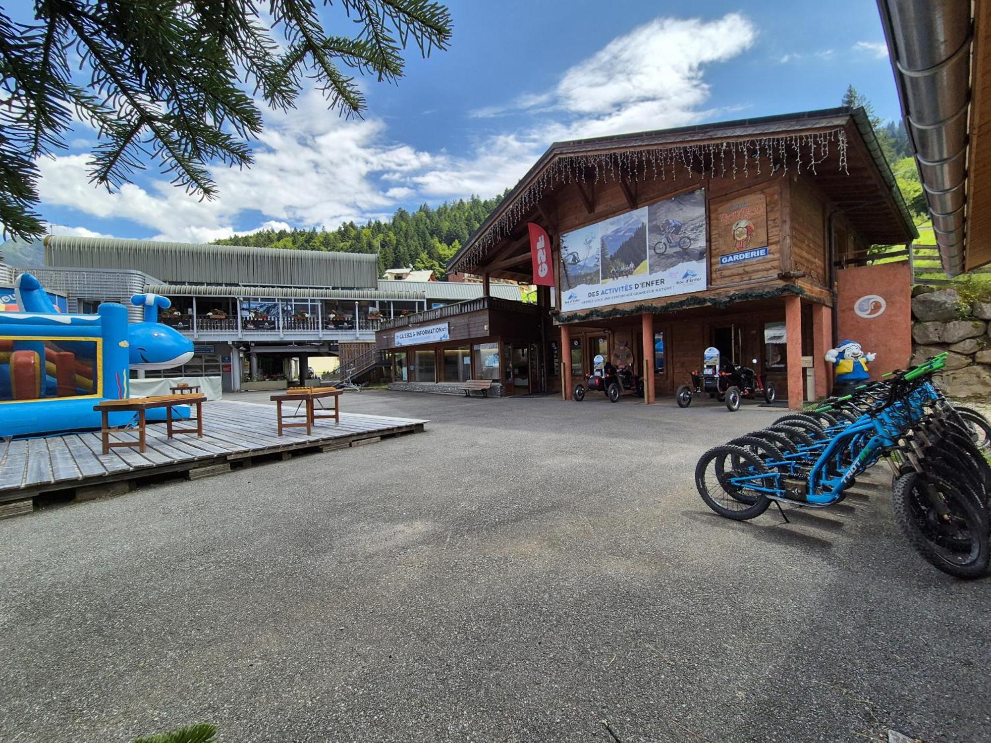 Appartement-3-Chambres-8-Couchages-Wifi-Montriond-Chebourins Bagian luar foto